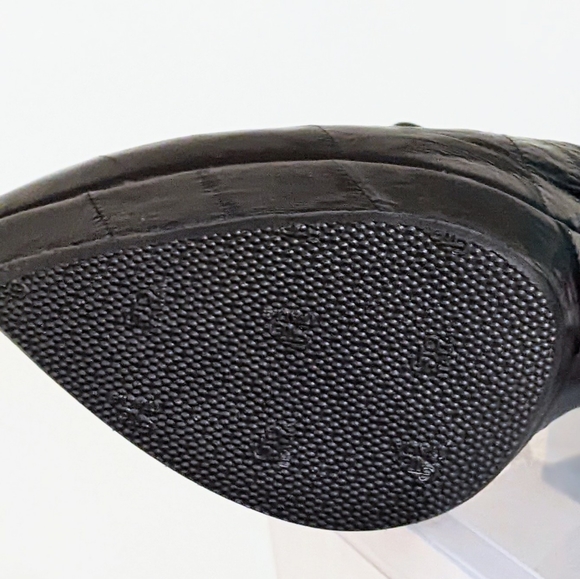 Yves Saint Laurent Eel Skin YSL Stiletto Booties 8 38 - Picture 12 of 17